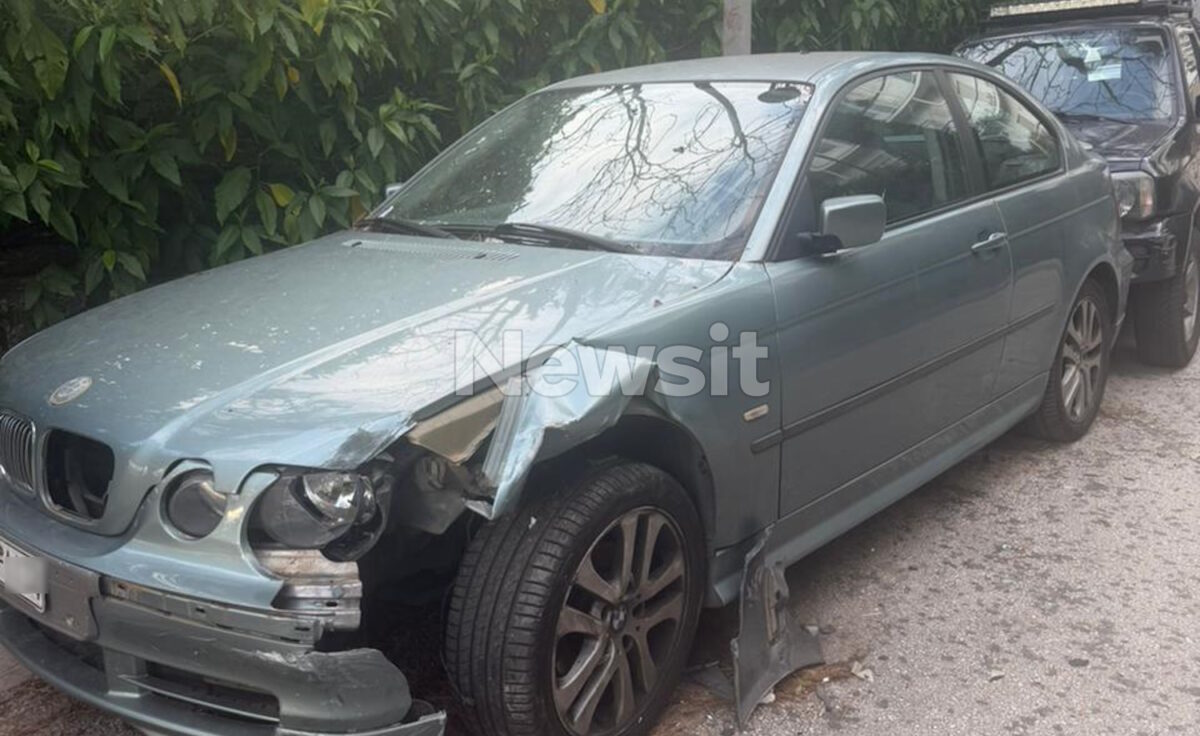 Κολωνάκι: Οδηγός υπό την επήρεια αλκοόλ χτύπησε 5 σταθμευμένα οχήματα