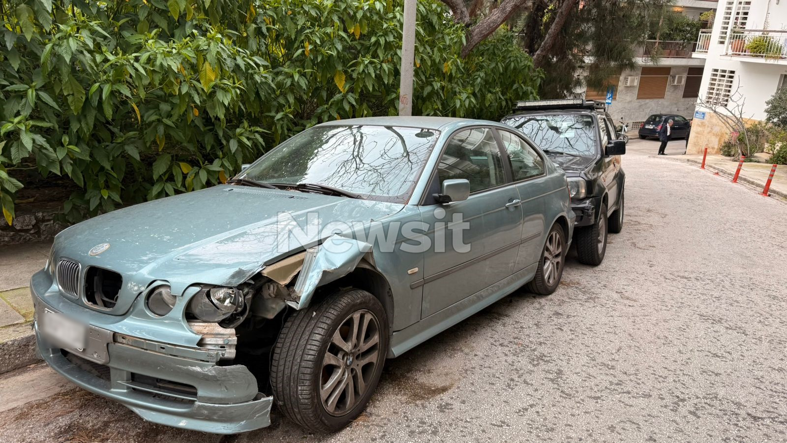 Κολωνάκι: Στο αυτόφωρο η τραγουδίστρια που οδήγησε μεθυσμένη και χτύπησε πέντε οχήματα