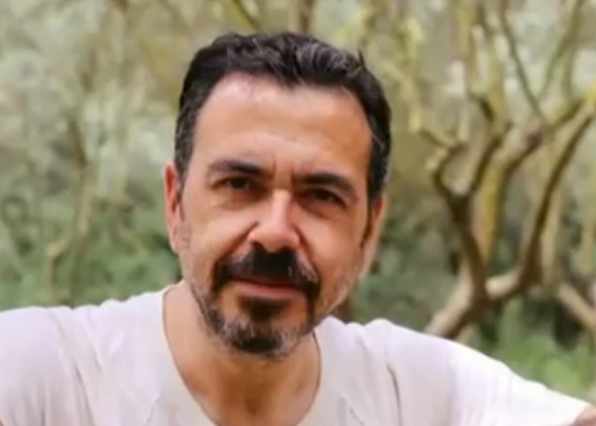 Κώστας Κοσμίδης: Η Ανθή Βούλγαρη συγκλονισμένη από την απώλεια του μοντέρ – «Θα προσπαθήσουμε να ρίξουμε περισσότερο φως»
