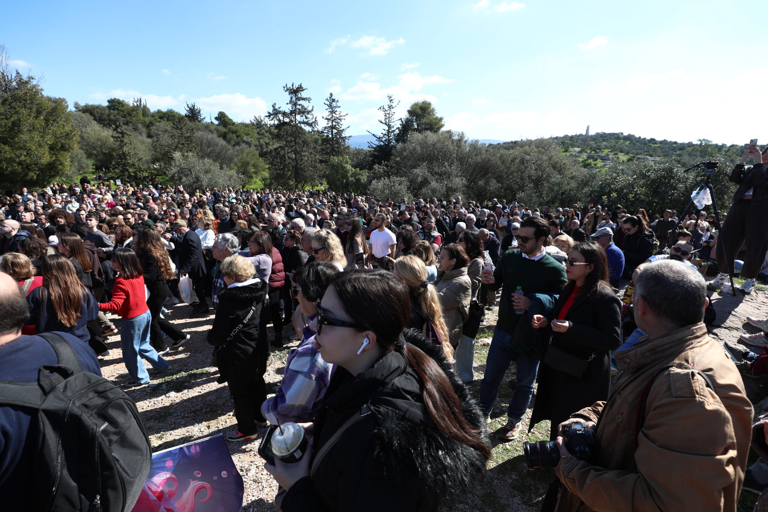 Καθαρά Δευτέρα: Γιορτή και χαρταετοί στον λόφο του Φιλοπάππου για τους Αθηναίους και στο Σέιχ Σου για τους Θεσσαλονικείς 14 Καθαρά Δευτέρα: Γιορτή και χαρταετοί στον λόφο του Φιλοπάππου για τους Αθηναίους και στο Σέιχ Σου για τους Θεσσαλονικείς