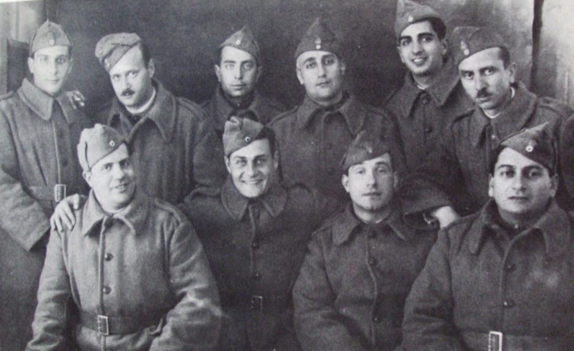 Όταν οι Ιταλοί επιτέθηκαν στο «τάγμα των αγύμναστων» του Λ. Κωνσταντάρα: Ο ηθοποιός είχε «παίξει» με τον θάνατο