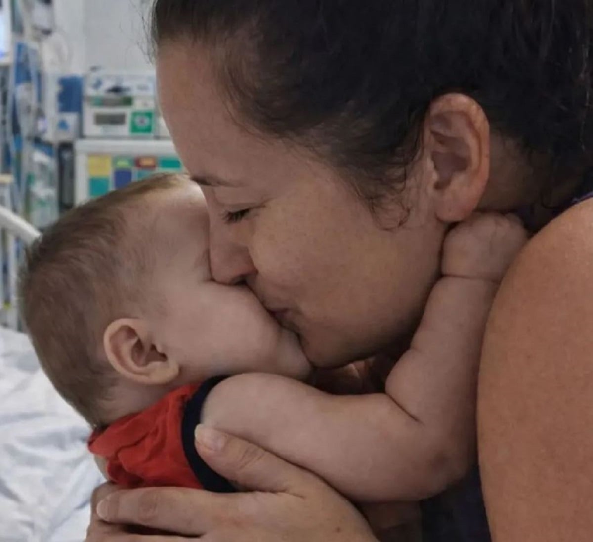 Ιταλία: Πέθανε ο μικρός Ντομένικο στον οποίο είχε μεταμοσχευθεί καρδιά που καταστράφηκε κατά τη μεταφορά 4 Φωτογραφία: Facebook, Noi che amiamo Nola