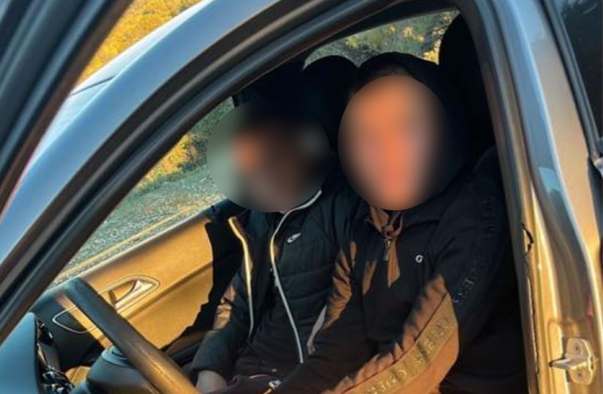 Home 73 Λουτράκι: Ο 17χρονος προσπάθησε να σώσει τον φίλο του και δέχθηκε τη μοιραία μαχαιριά