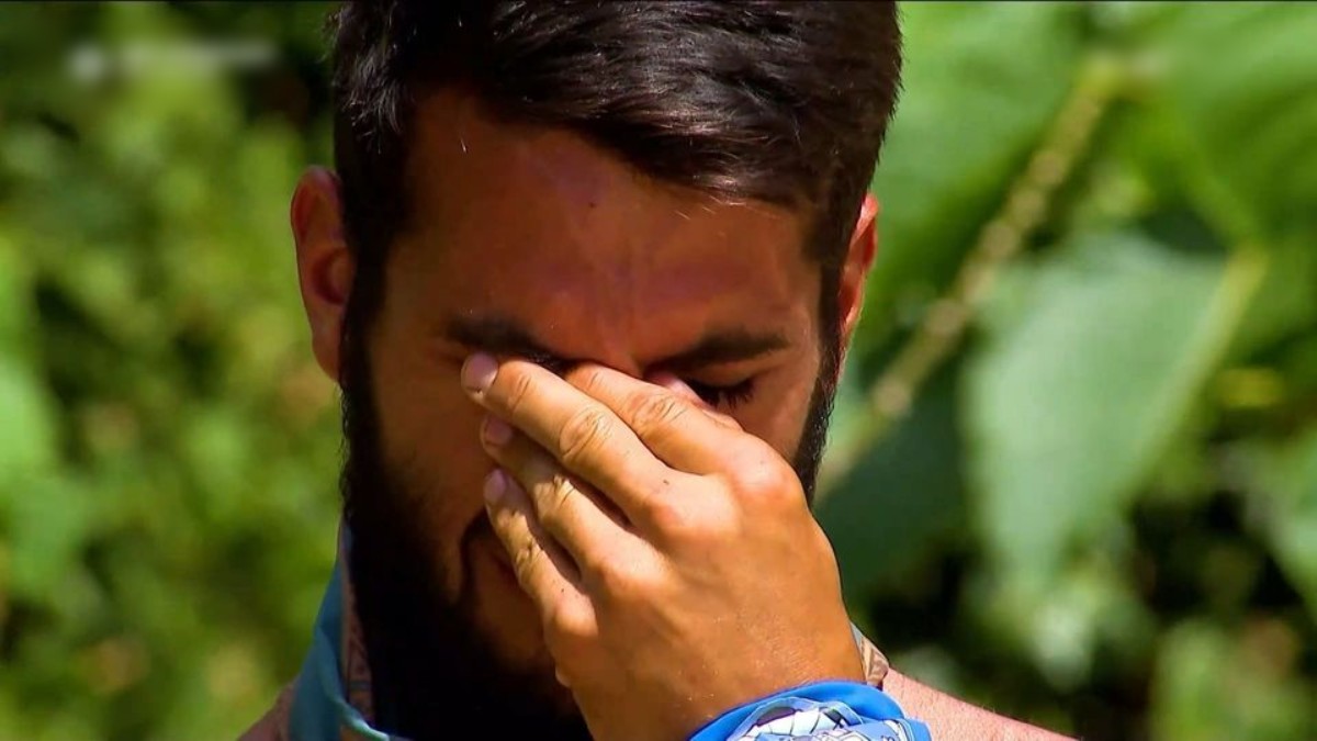 Survivor: Ο Μαλλιαρός σε δάκρυα – «Μου λείπει, είναι η ζωή μου»