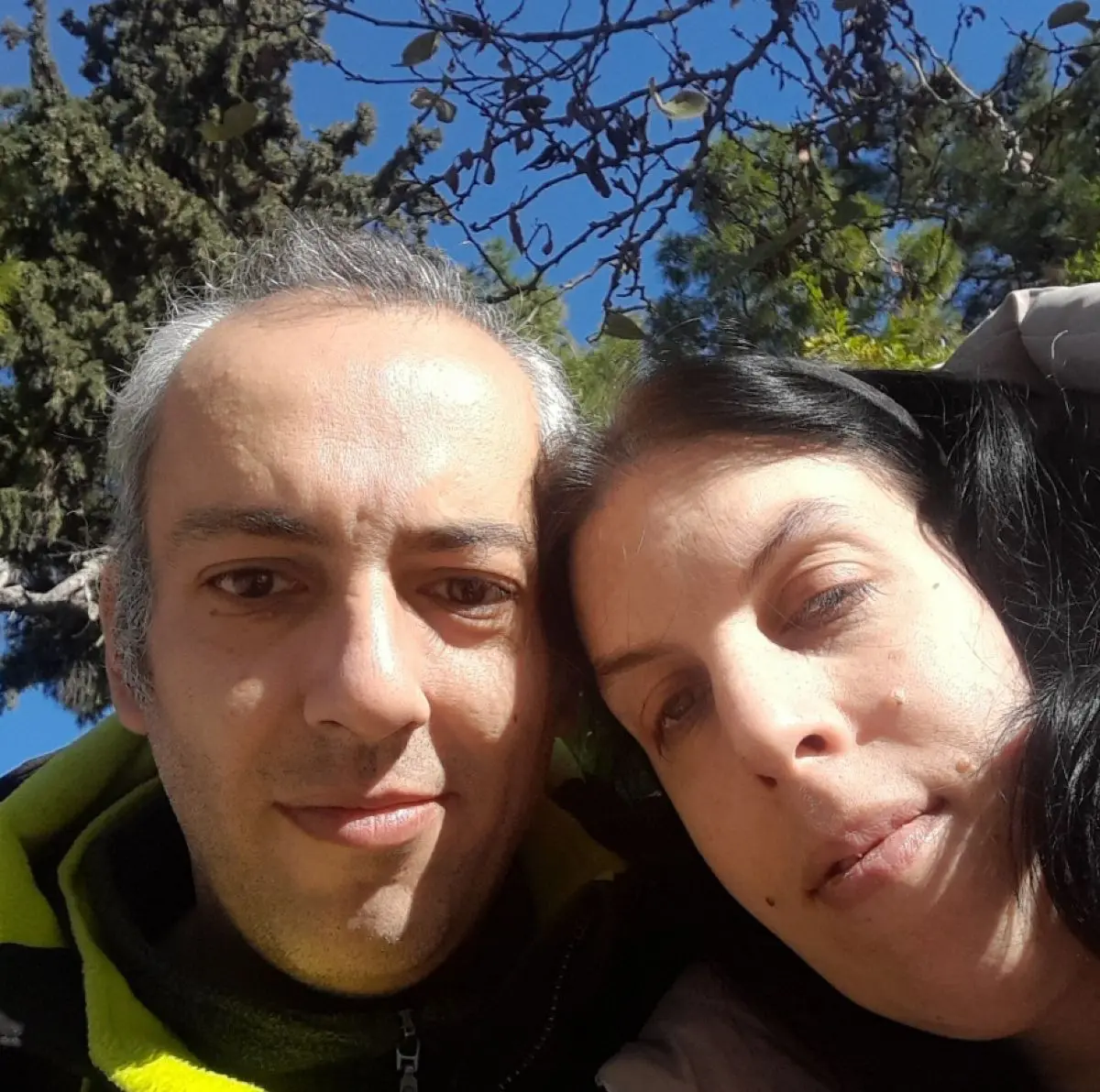 Ο Μάνος Καραβασίλης στο Facebook