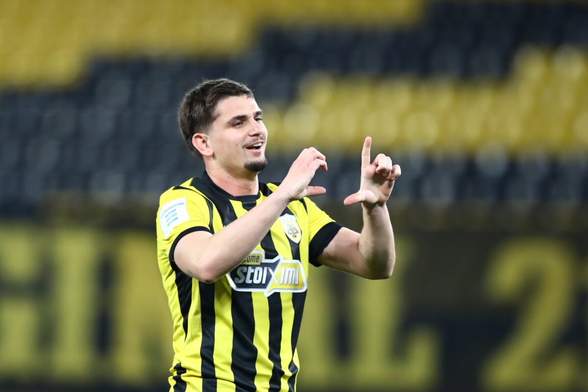 ΑΕΚ: Εγκωμιαστικά σχόλια για τον Ραζβάν Μαρίν στη Ρουμανία