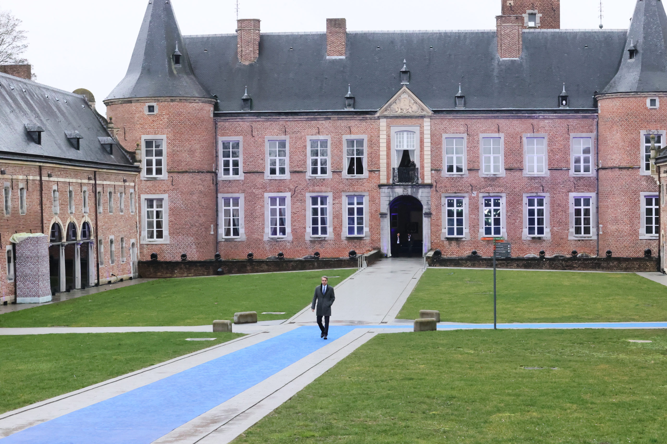 Κυριάκος Μητσοτάκης στη Σύνοδο της ΕΕ: «Ανταγωνιστικότητα με ποιοτικές δουλειές και μειωμένες τιμές»