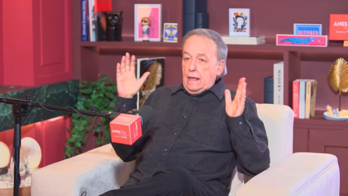 Μικρούτσικος: «Απαράδεκτο να προβάλλονται αυτά τα σκουπίδια ως θεματάκι» – Η έκρηξη για την Καινούργιου