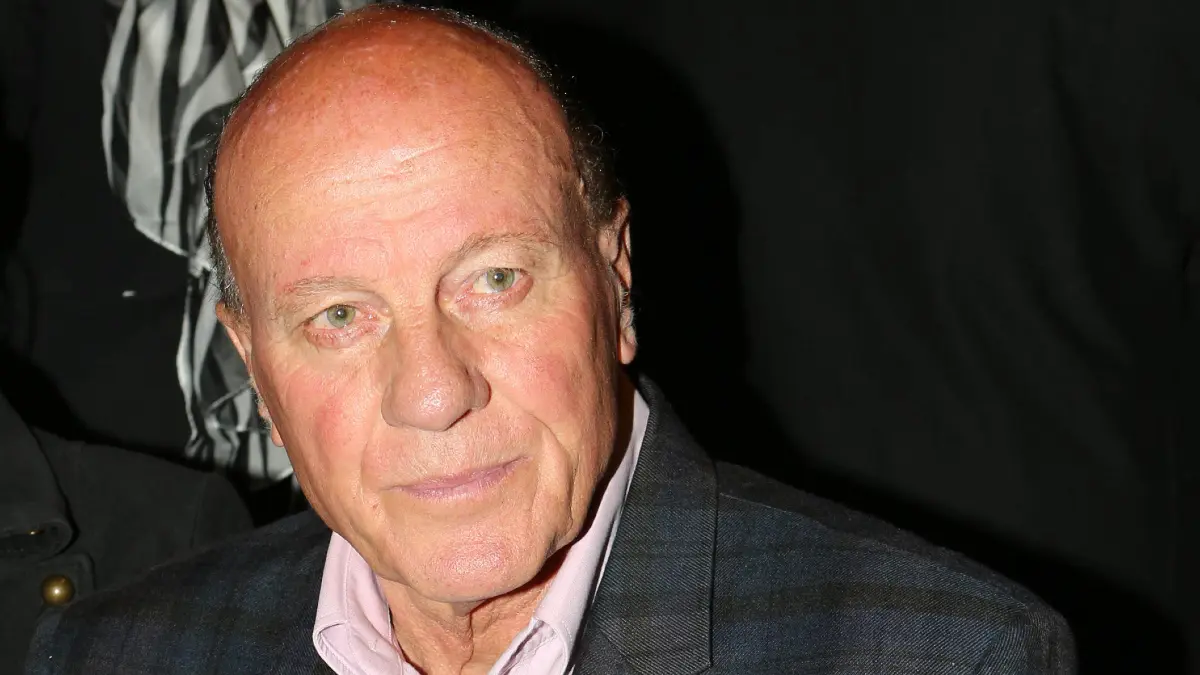 Ο Μίμης Δομάζος