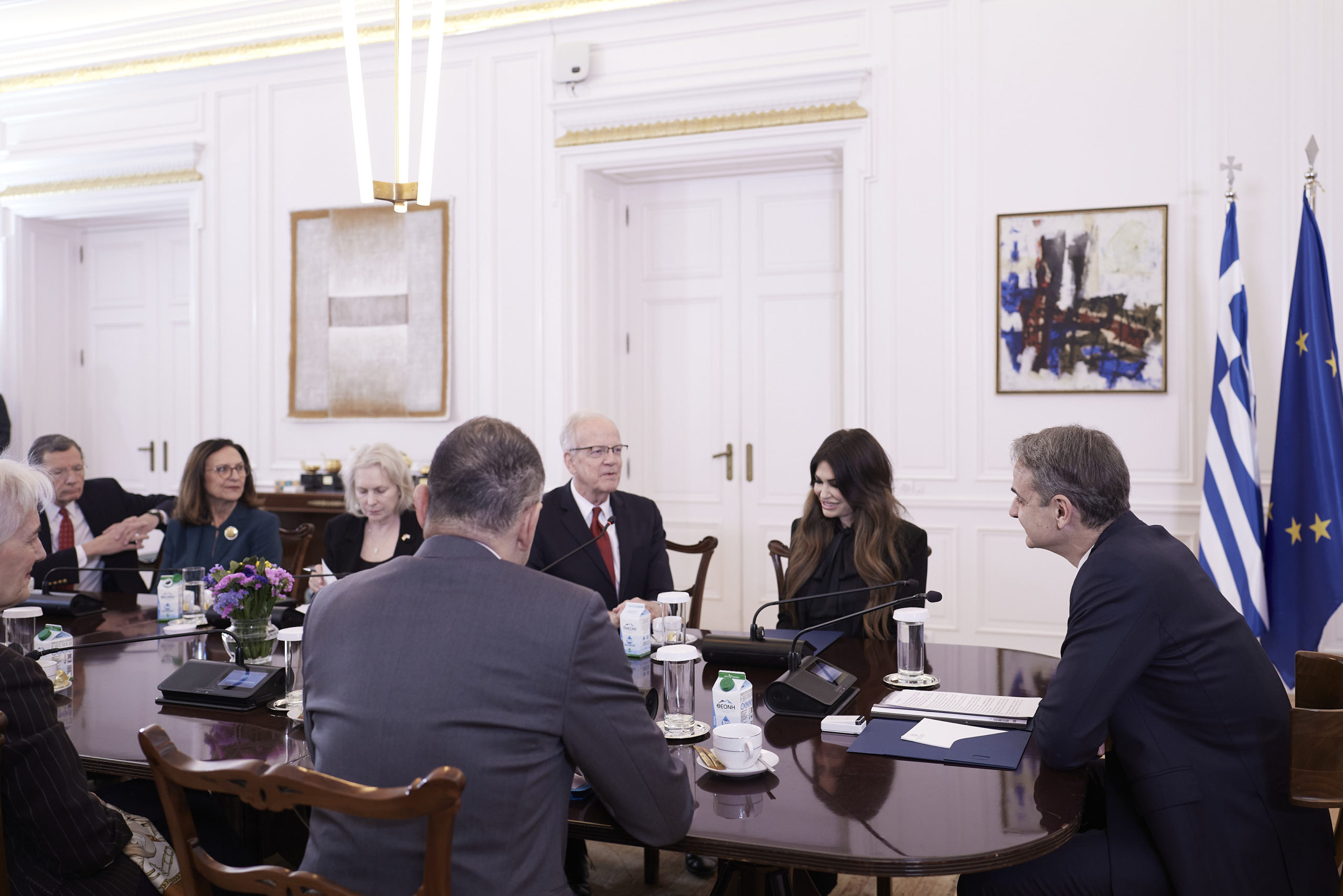 Κυριάκος Μητσοτάκης συναντήθηκε σήμερα στο Μέγαρο Μαξίμου με αντιπροσωπεία του Κογκρέσου των ΗΠΑ