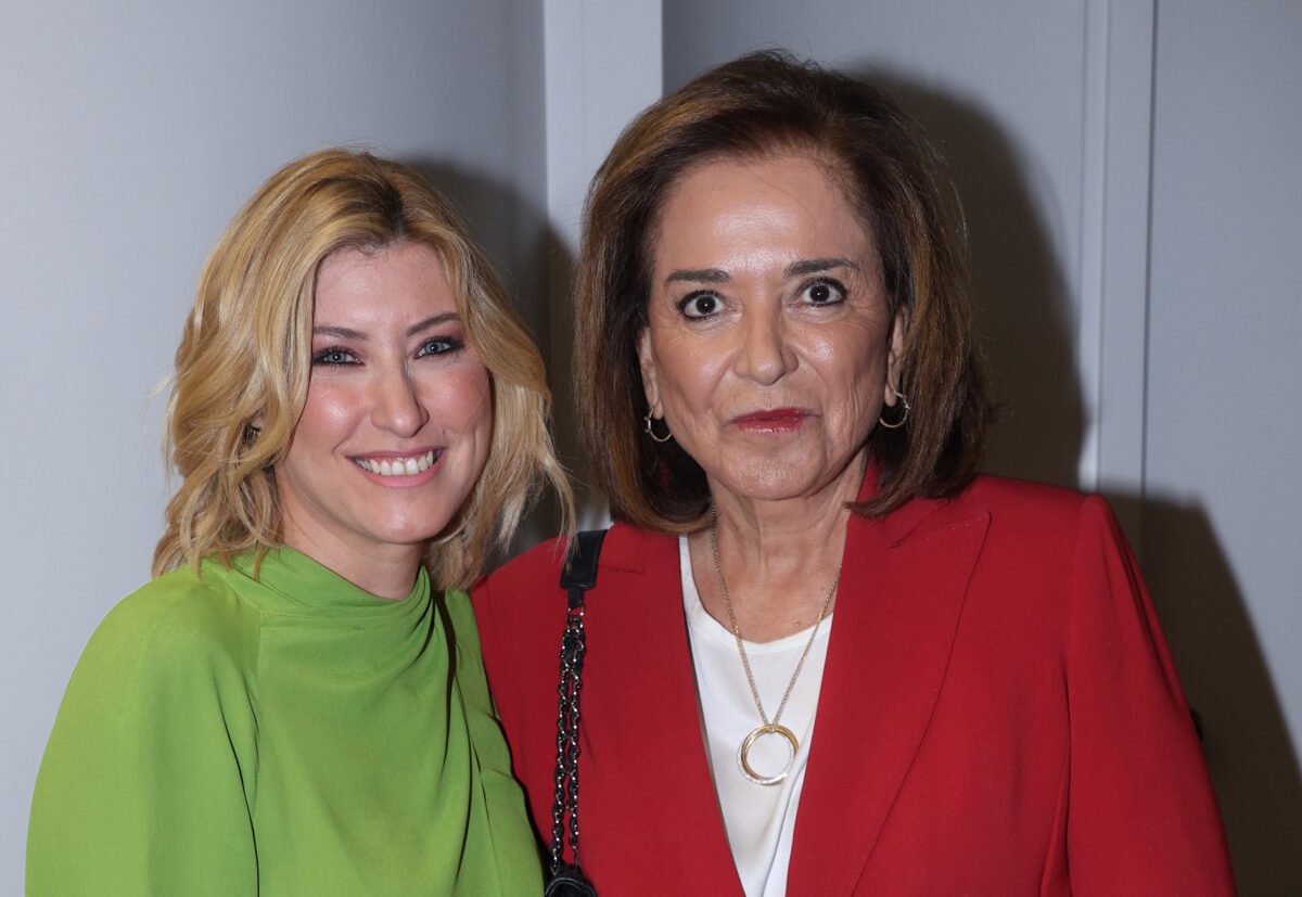 Ντόρα Μπακογιάννη για Σία Κοσιώνη: Κάθε μέρα καλύτερα, αρρώστησε και ο εγγονός μου μαζί της