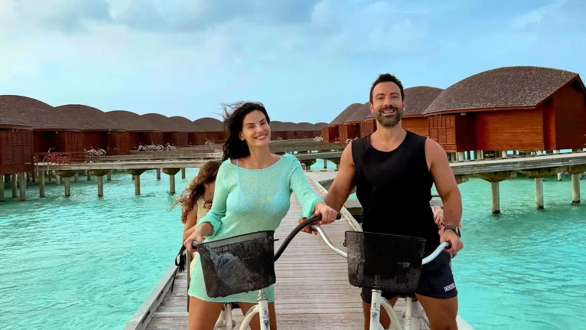 O Σάκης Τανιμανίδης και η Χριστίνα Μπόμπα στις Μαλδίβες
