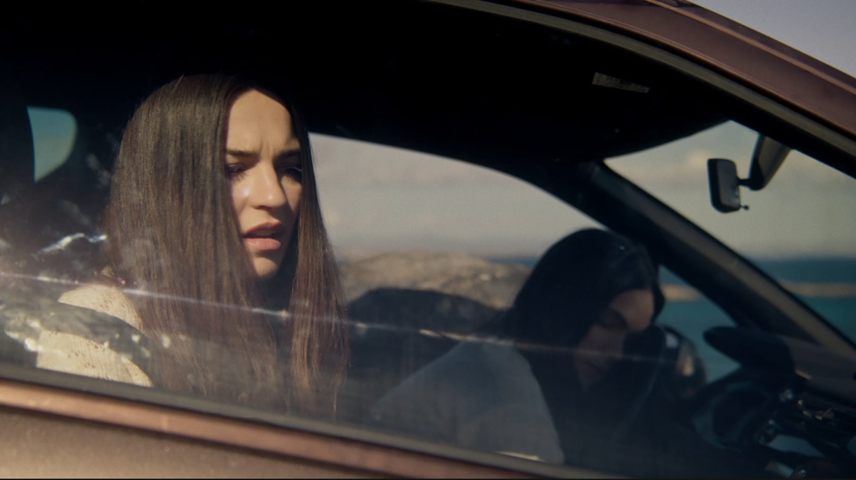 Να μ’ αγαπάς: Η Άννα και η Φωτεινή βρίσκονται εγκλωβισμένες στο χείλος του γκρεμού, σήμερα στις 20:00 στον Alpha