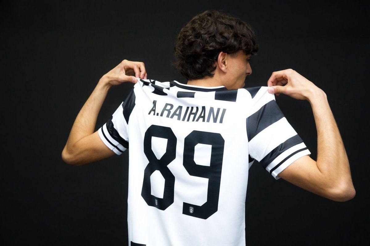 Ο ΠΑΟΚ παρουσίασε τον 22χρονο φορ Αμπντέ Ραϊχανί