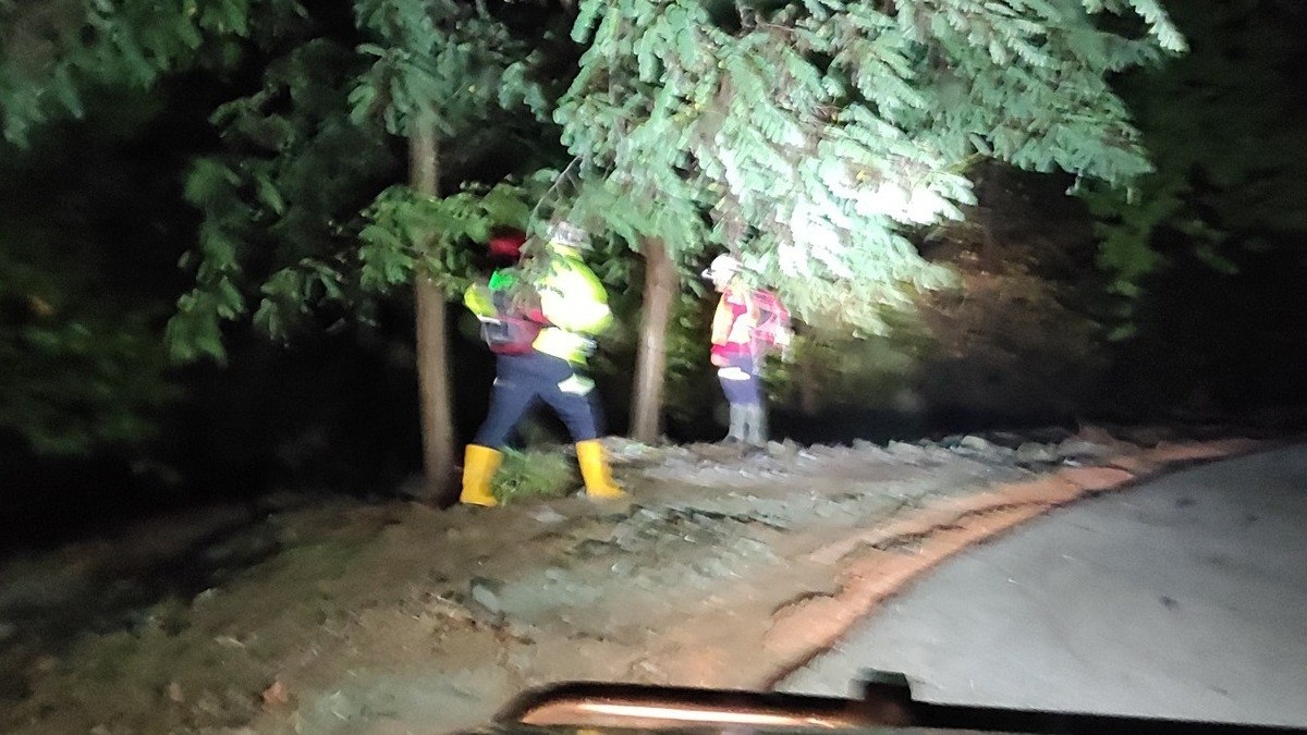 Home 86 Παρνασσός: Εντοπίστηκαν ασφαλείς από την ΕΜΑΚ οι δύο ορειβάτες που αγνοούνταν στην πορεία προς την κορυφή