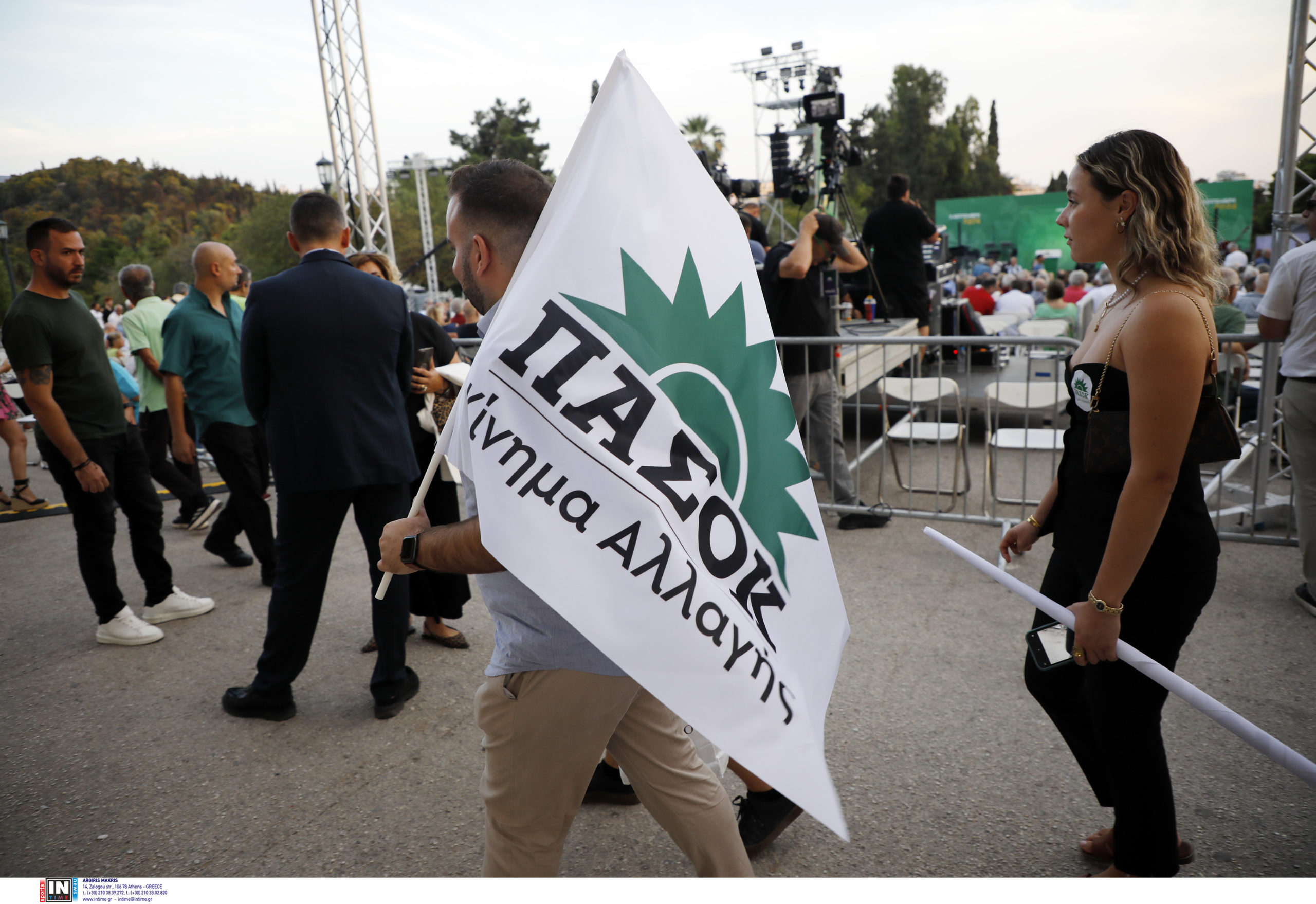 Home 79 Ατμόσφαιρα εσωστρέφειας στο ΠΑΣΟΚ ενόψει Συνεδρίου – Η ανταλλαγή «πυρών» μεταξύ κορυφαίων στελεχών και η διάψευση φημών για διαγραφές