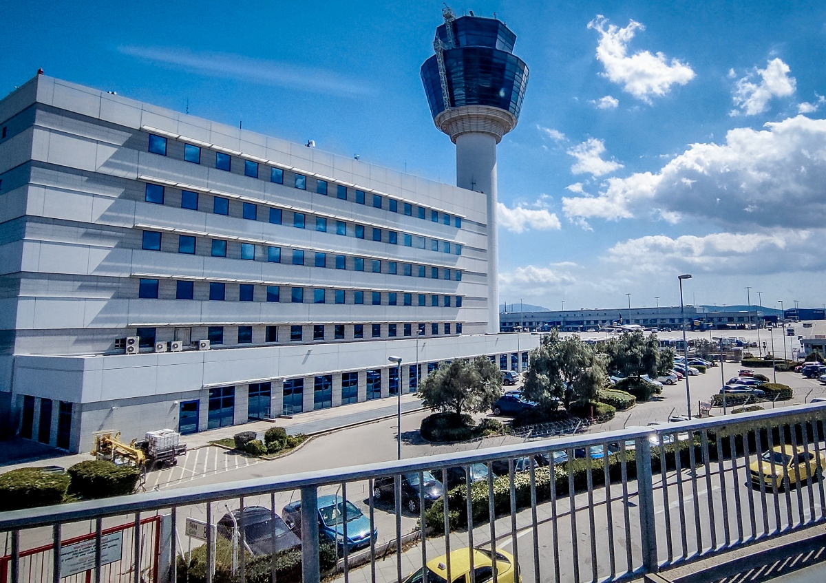 Ελεγκτές Εναέριας Κυκλοφορίας: Νέο πρόβλημα επικοινωνίας στις πτήσεις – Με ένα ραντάρ αντί για τρία το «Ελευθέριος Βενιζέλος»