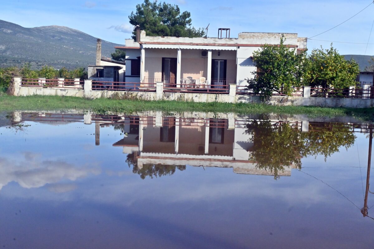 Καιρός – Κολυδάς: Αδιάκοπες βροχοπτώσεις το επόμενο 10ήμερο σε δυτική Ελλάδα και ανατολικό Αιγαίο, απειλή πλημμυρών