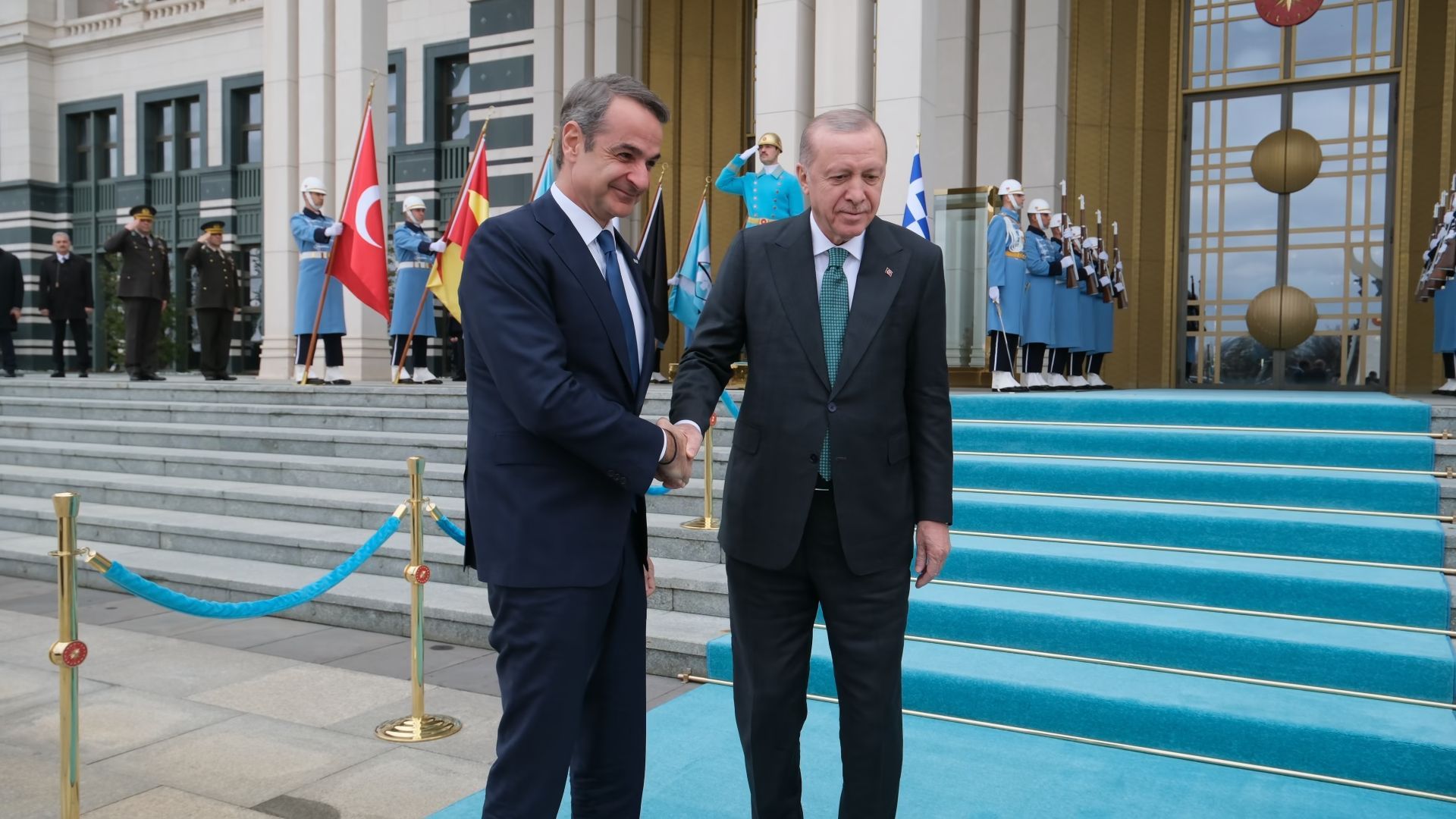 Πρώτος διάλογος Μητσοτάκη – Ερντογάν