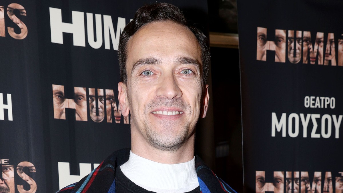 Δημήτρης Σαμόλης: Συγκλονίζει ο ηθοποιός – «Βίωνα κρίσεις πανικού στα δικαστήρια της Ευελπίδων»