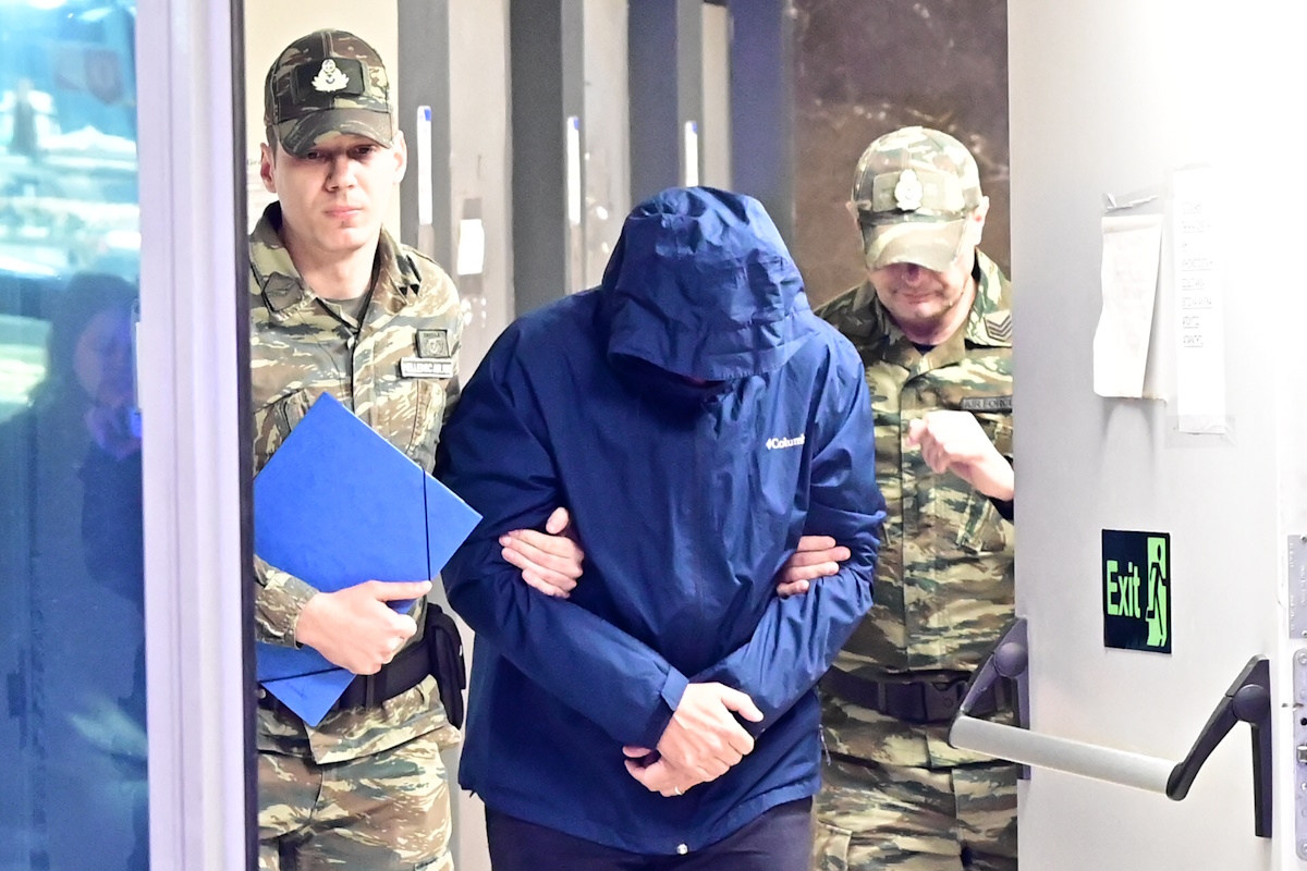 Τρεις ύποπτοι κατονομάστηκαν από τον σμήναρχο για την κατασκοπεία υπέρ της Κίνας: Από το LinkedIn στη φυλάκιση – Οι απειλές και ο «Στίβεν Γουέιν»