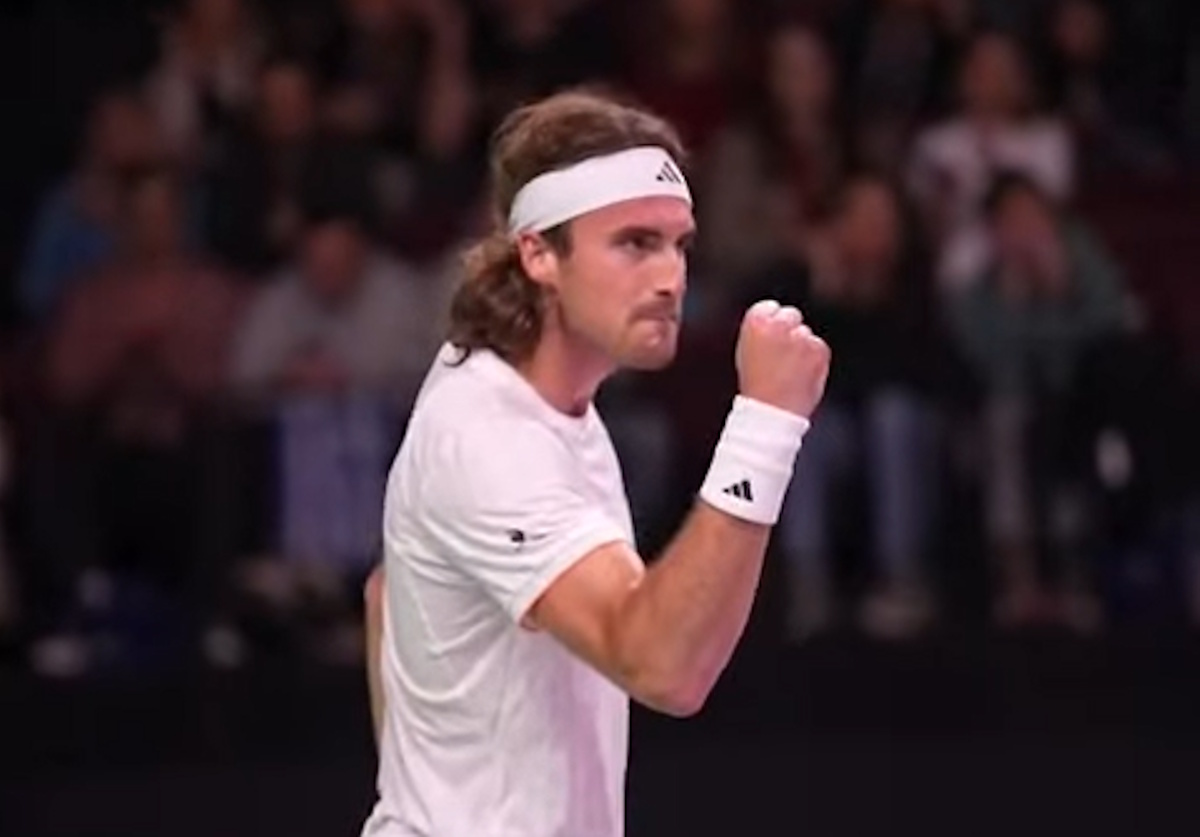 Davis Cup: Ο Στέφανος Τσιτσιπάς ανέλαβε δράση και έφερε την ισοπαλία 1-1 για την Ελλάδα απέναντι στο Μεξικό