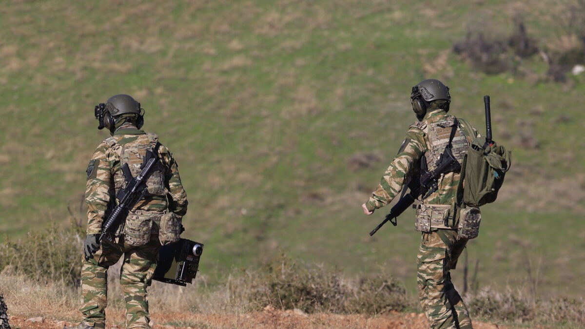 Νέο μοντέλο από σήμερα στη στρατιωτική θητεία: Αλλαγή στη βασική εκπαίδευση, αύξηση της μηνιαίας αποζημίωσης