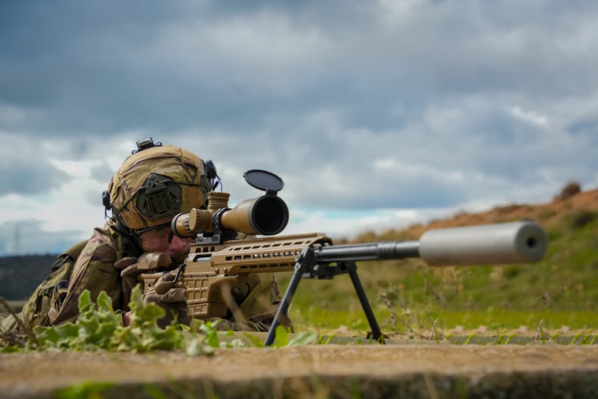 Έλληνας sniper σε θέση βολής