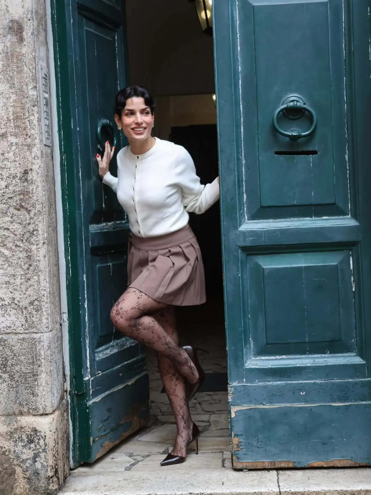 H αξία της δαντέλας στο look της Τόνιας Σωτηροπούλου