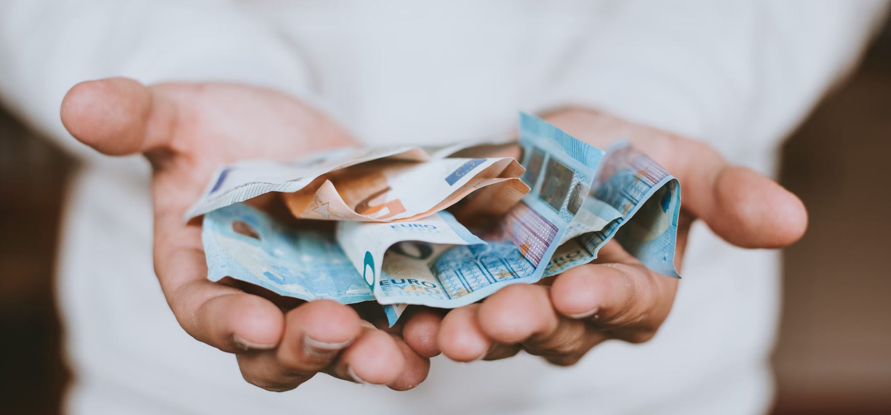 Συντάξεις Μαρτίου 2026: Πότε πληρώνονται μισθωτοί και μη – Τι αλλάζει λόγω της Καθαράς Δευτέρας