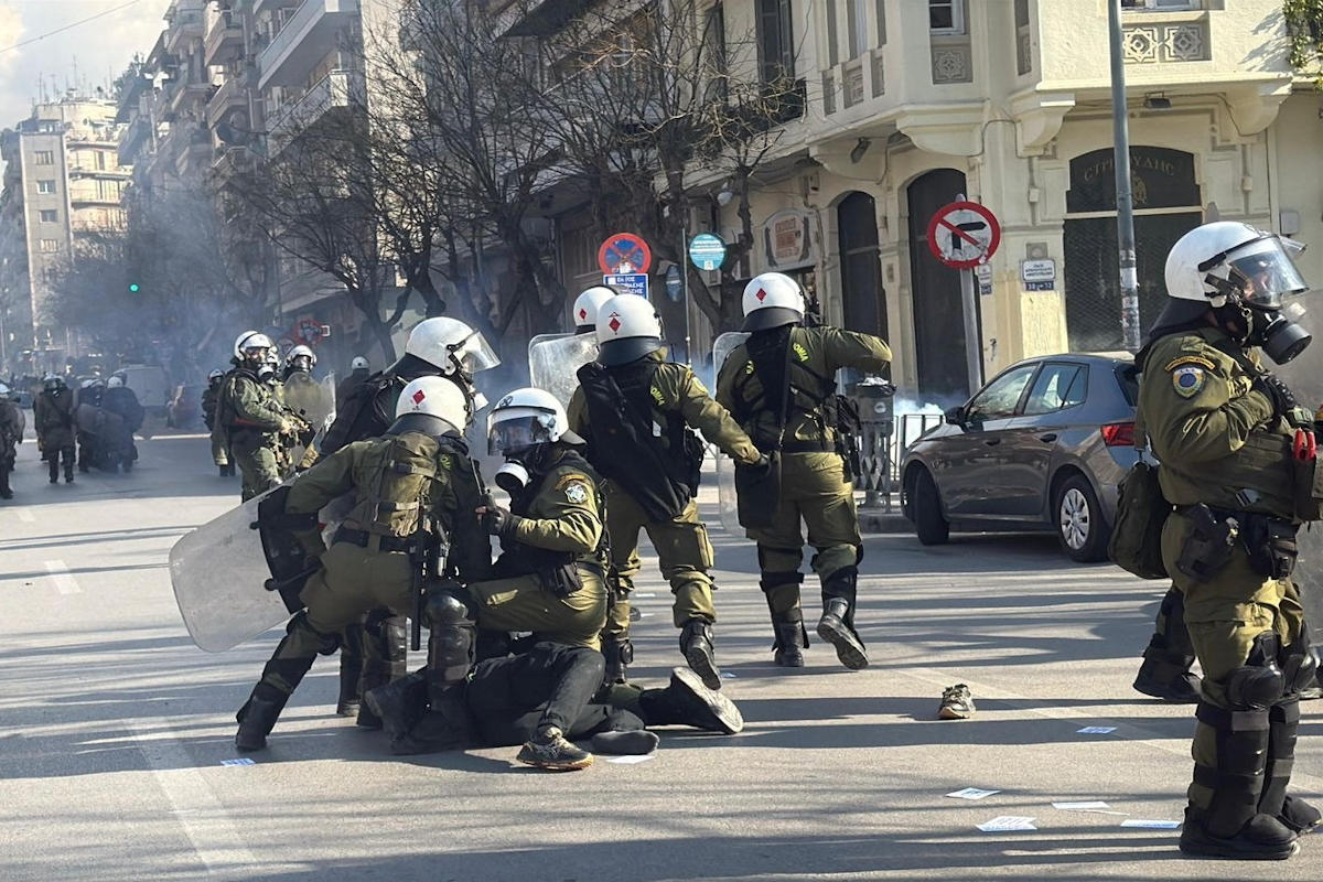 Τέμπη: Συγκρούσεις και στη Θεσσαλονίκη μετά το συλλαλητήριο