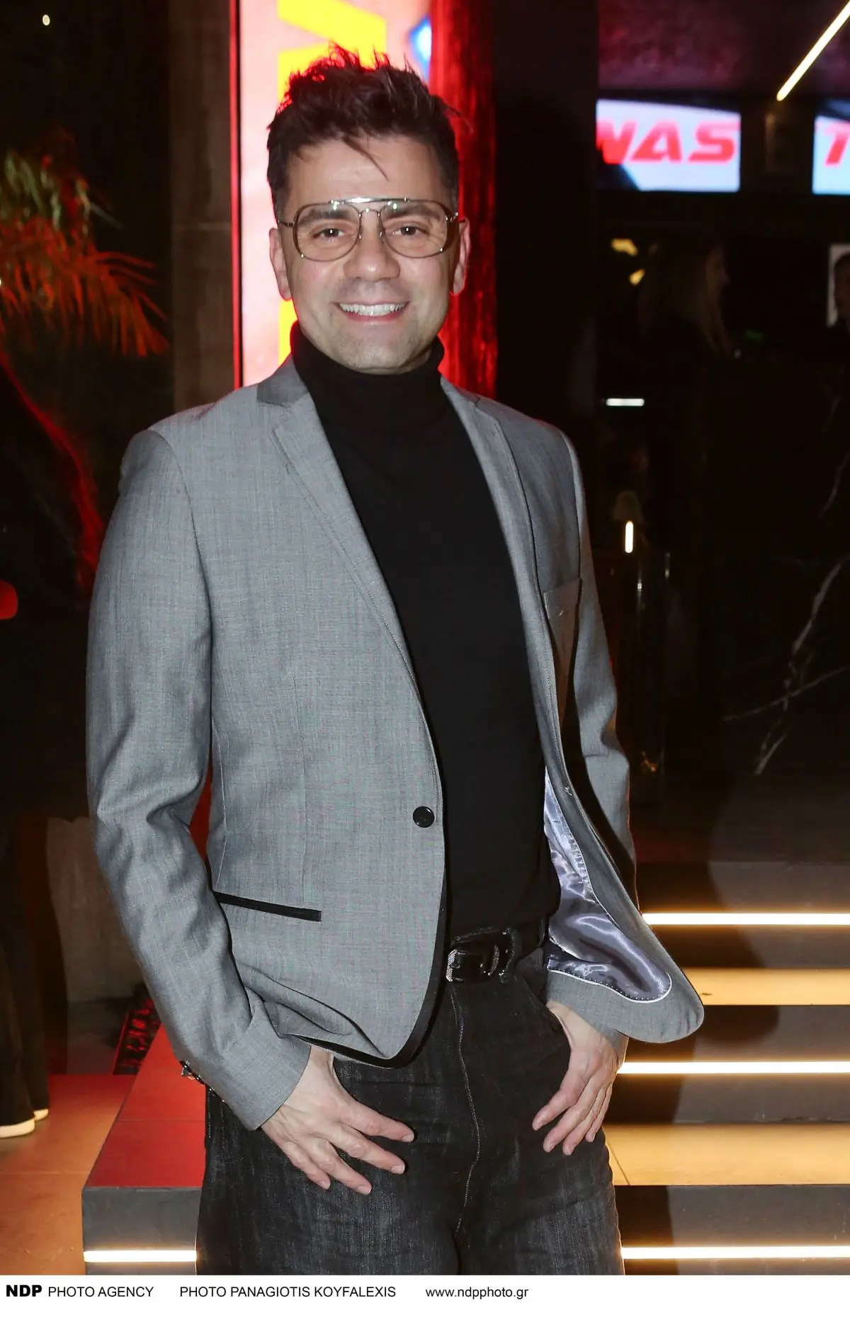 ΑΝΤ1: Οι εντυπωσιακές παρουσίες στην κοπή της πρωτοχρονιάτικης πίτας – Φωτογραφίες 17 Ο Θοδωρής Μαραντίνης στην κοπή της πίτας του ΑΝΤ1