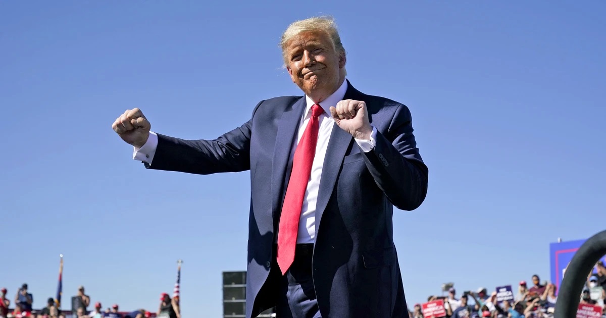 Politico: Ρήγμα ευθύνης μεταξύ Ευρώπης και ΗΠΑ για τα αρχεία Επστάιν – Πώς η «εποχή Τραμπ» μειώνει το πολιτικό τίμημα