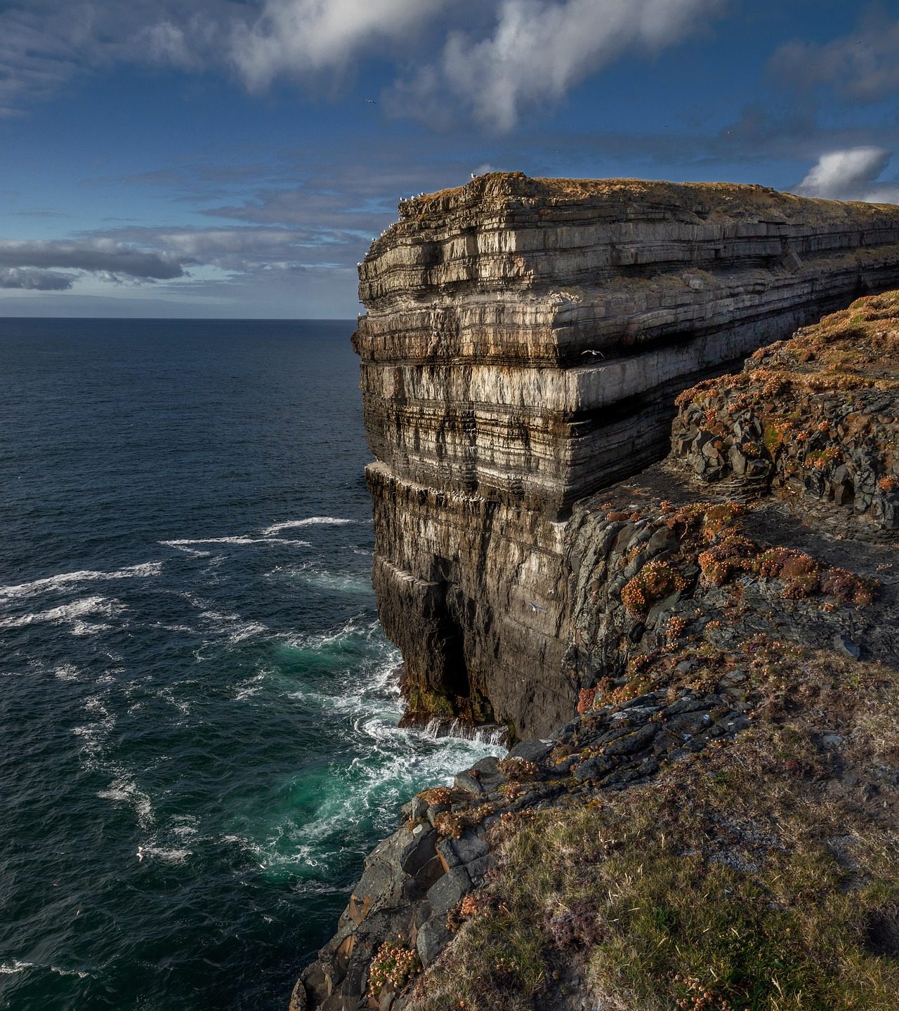 Ανακαλύψτε το πιο ριψοκίνδυνο καφέ του κόσμου! Όχι για όσους τρέμουν τα ύψη – Δείτε βίντεο