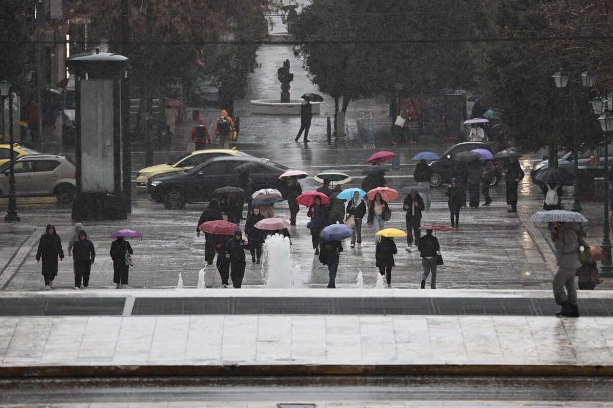 Καιρός σήμερα: Άνοδος της θερμοκρασίας και τοπικές βροχές