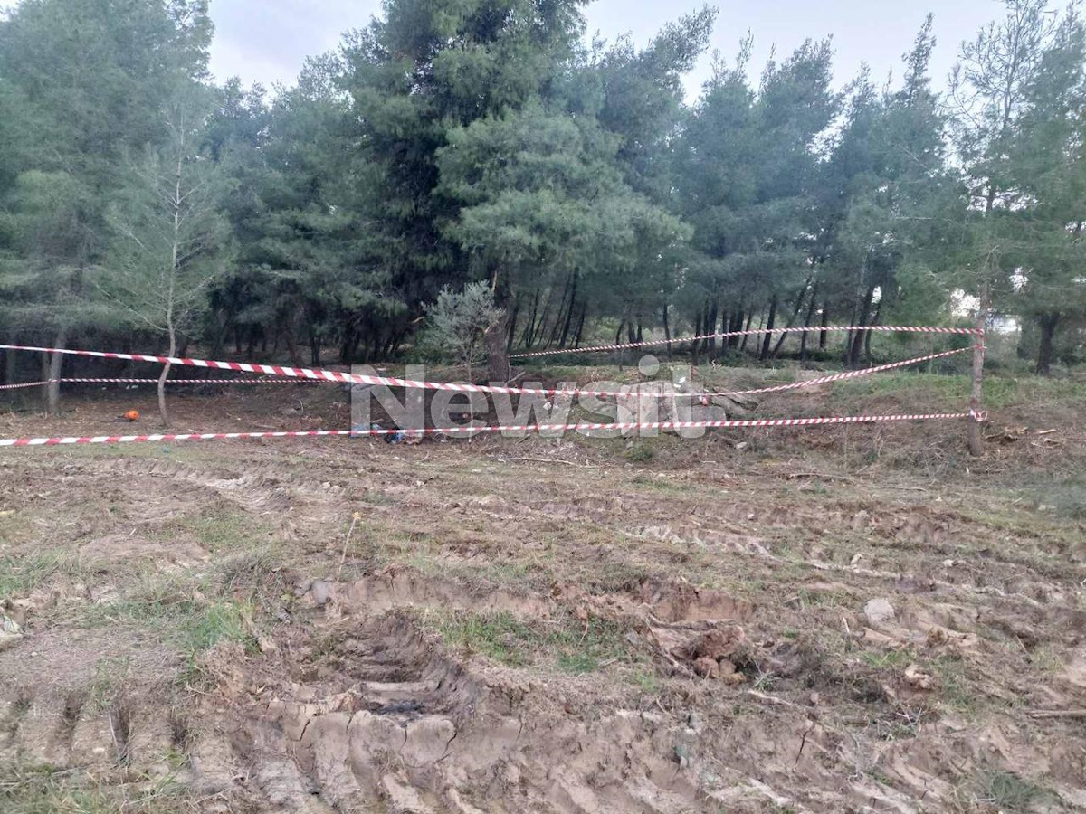 Χαλκιδική: Μουμιοποιημένο το πτώμα που ανακαλύφθηκε στο χωράφι – Οι αρχές υποψιάζονται εγκληματική πράξη 6 Χαλκιδική: Μουμιοποιημένο το πτώμα που ανακαλύφθηκε στο χωράφι – Οι αρχές υποψιάζονται εγκληματική πράξη