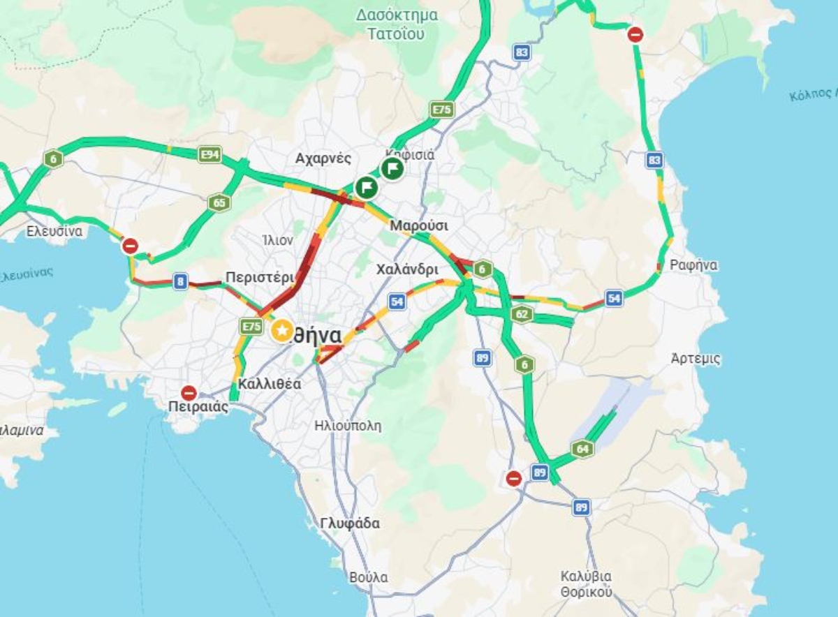 Κίνηση στους δρόμους: Στα «κόκκινα» ο Κηφισός και η Κηφισίας, 30λεπτες καθυστερήσεις στην Αττική Οδό