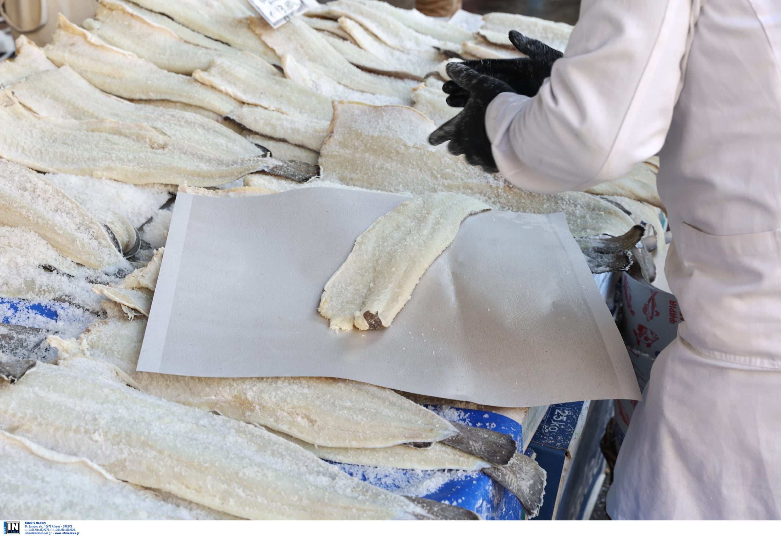 Μπακαλιάρος: Έως και 40% πιο ακριβός φέτος – Ποια η διαφορά του γνήσιου από τον Λίνγκ