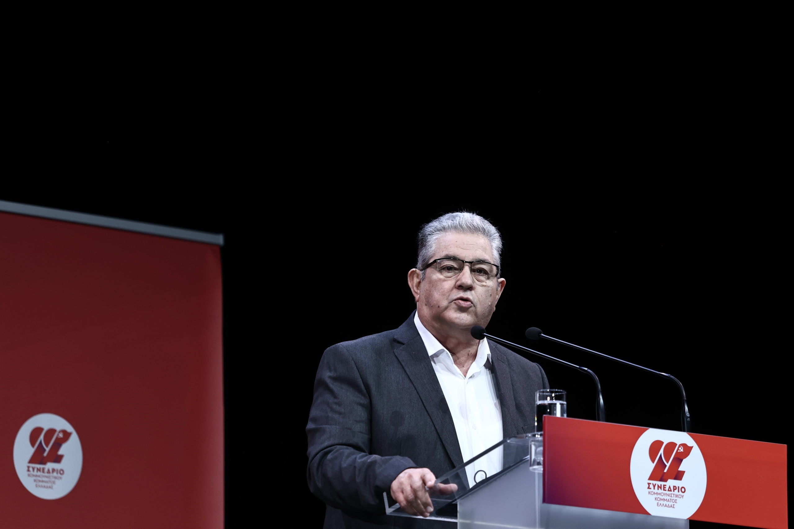 Κουτσούμπας για Ημέρα της Γυναίκας: Η λύση για τις γυναίκες είναι η αντίσταση στο σύστημα εκμετάλλευσης