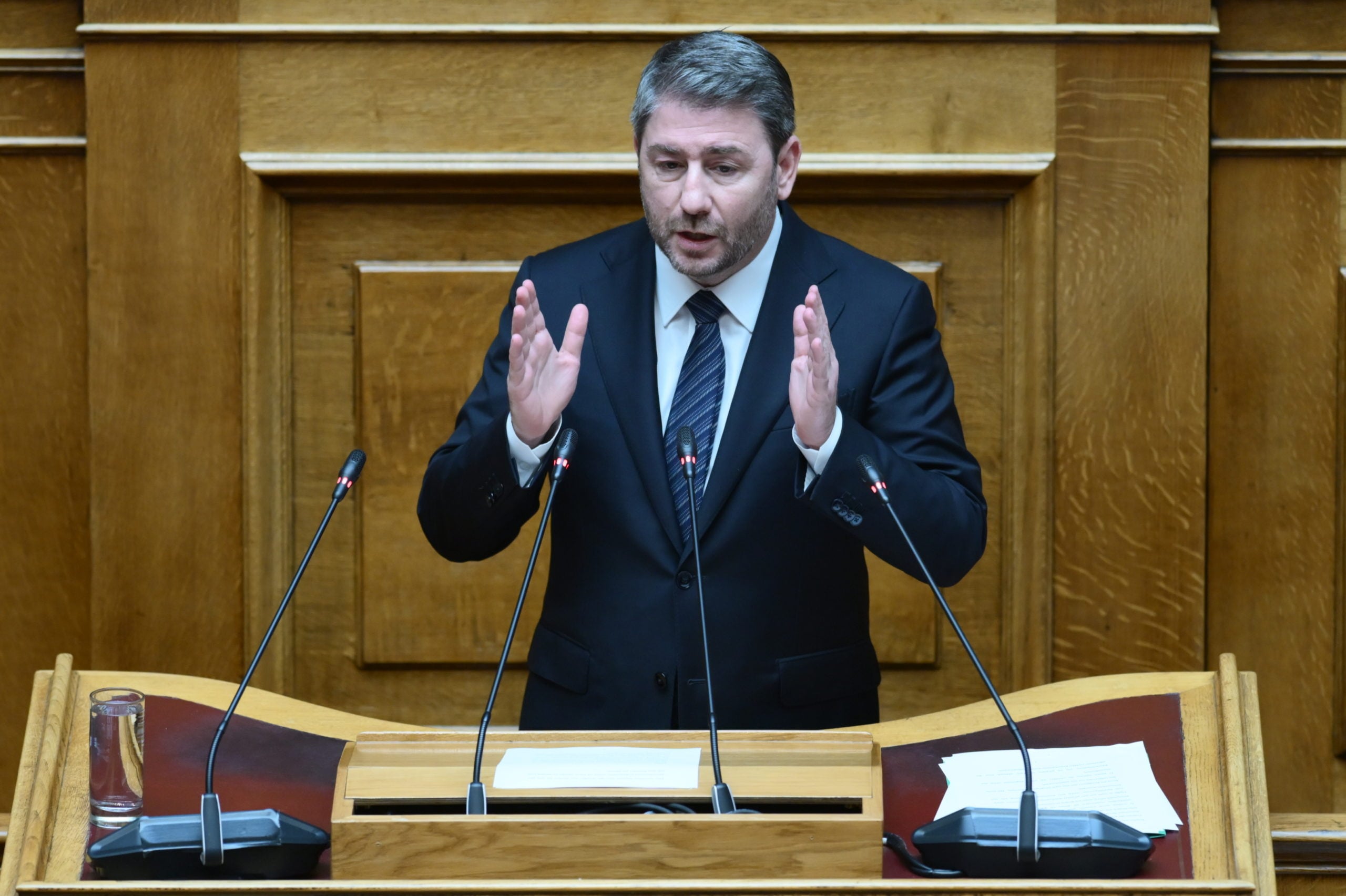 Βουλή: «Προ ημερησίας» για το Κράτος Δικαίου ζητεί ο Νίκος Ανδρουλάκης – Η επιστολή στον Κακλαμάνη