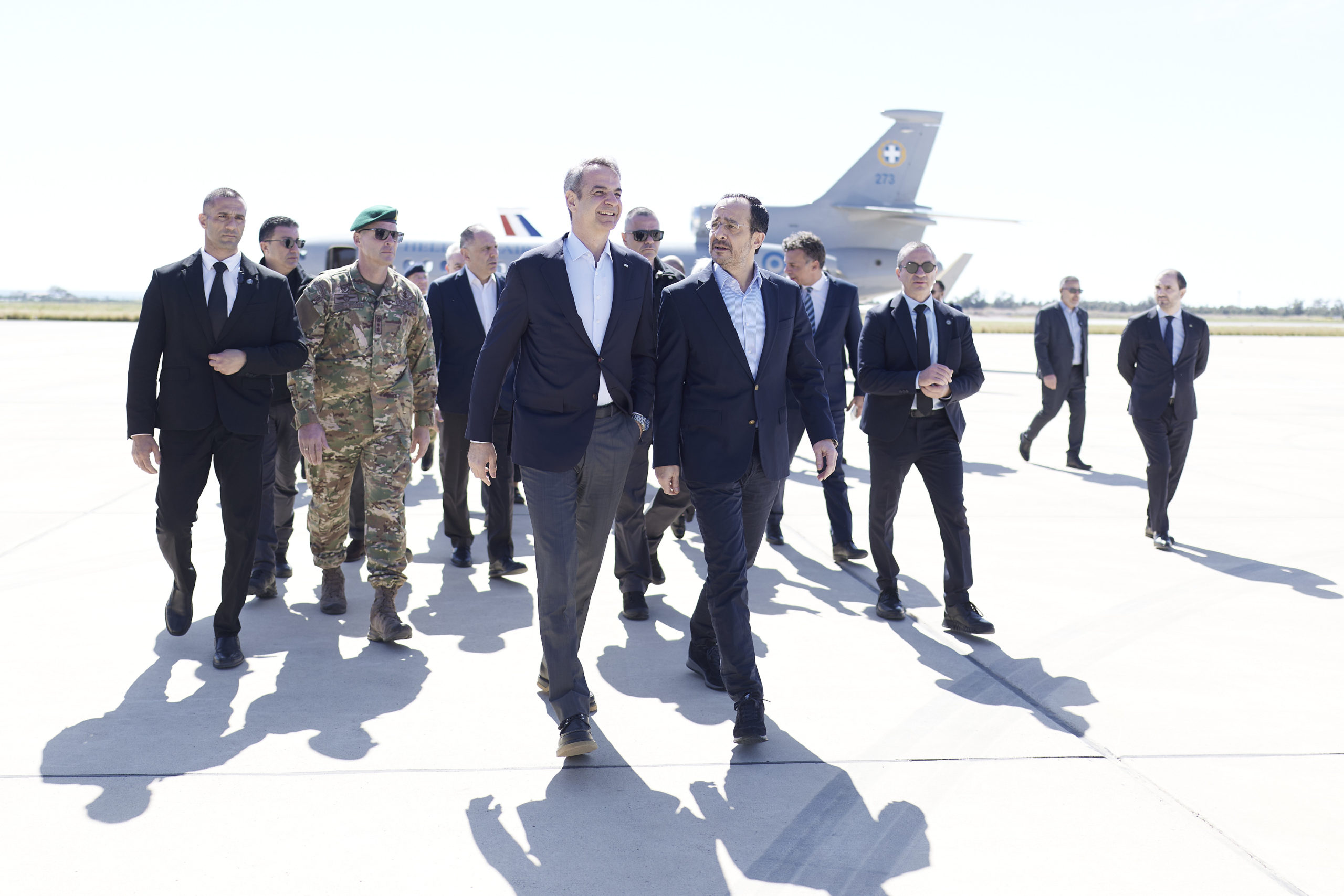 Κύπρος: Ισχυρά μηνύματα από τη συνάντηση Μακρόν-Μητσοτάκη-Χριστοδουλίδη – «Η Λευκωσία δεν θα είναι ποτέ μόνη» 8 Μητσοτάκης Χριστοδουλίδης