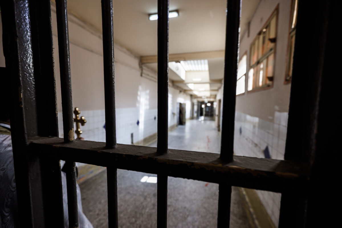 Κρήτη: Φυλάκιση γνωστού αγροτοσυνδικαλιστή – Καταγγελία από τον αδερφό του για οικογενειακή βία