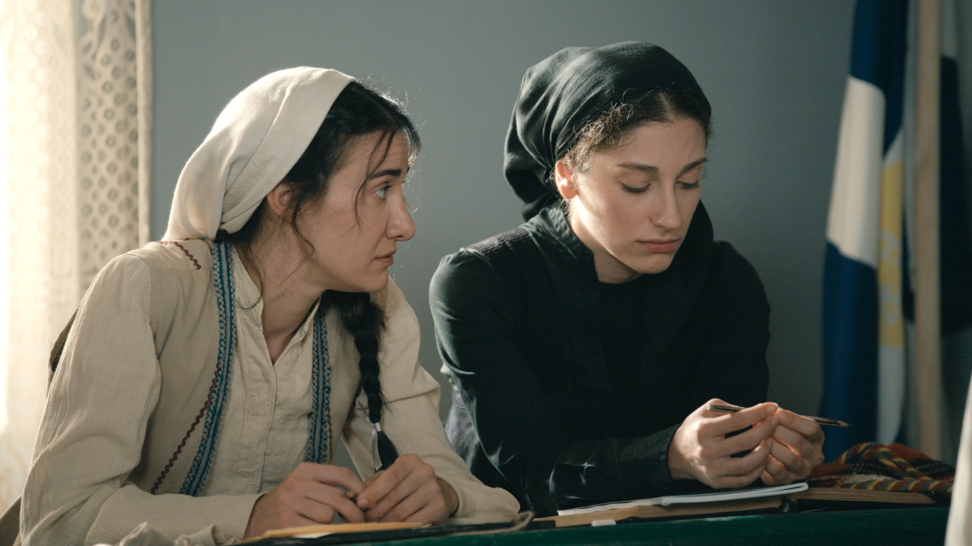 «Από Ήλιο σε Ήλιο»: Ο Δρακούλης φυλακίζει την Ανδρομέδα και τη χωρίζει από τον Περσέα 5 «Από Ήλιο σε Ήλιο»: Ο Δρακούλης φυλακίζει την Ανδρομέδα και τη χωρίζει από τον Περσέα