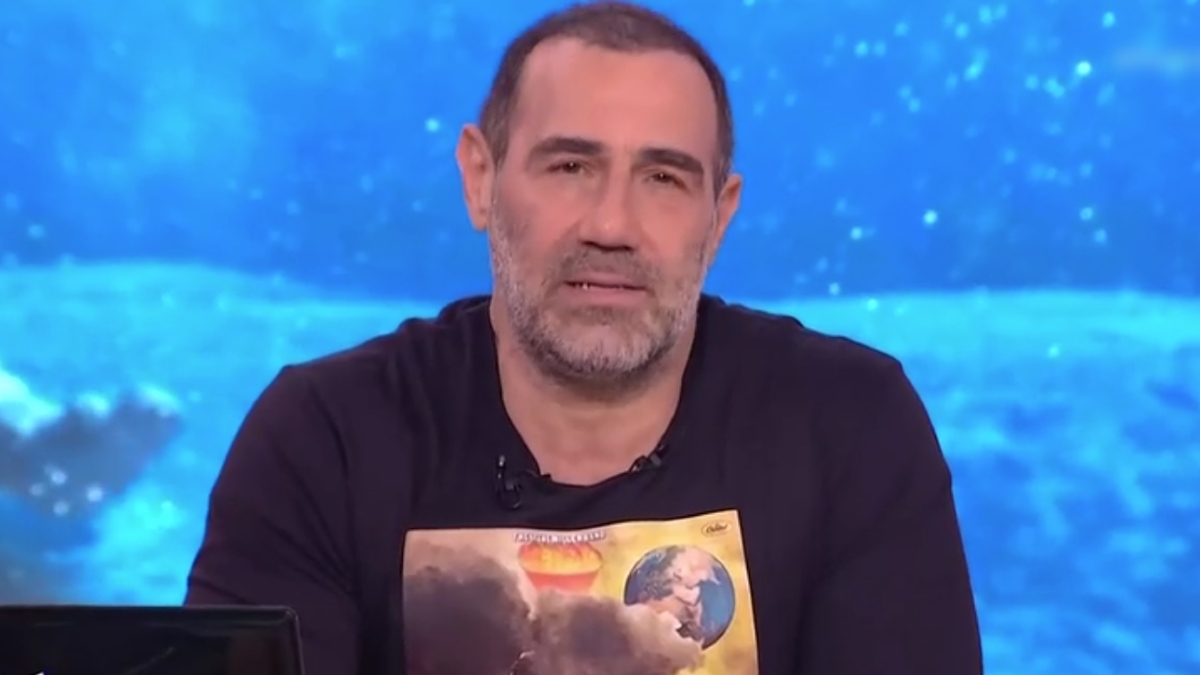 Αντώνης Κανάκης: «Είστε αξιολύπητοι, κύριοι, κουνάτε τις ουρίτσες σας και προσπαθείτε να τρελάνετε τον κόσμο»