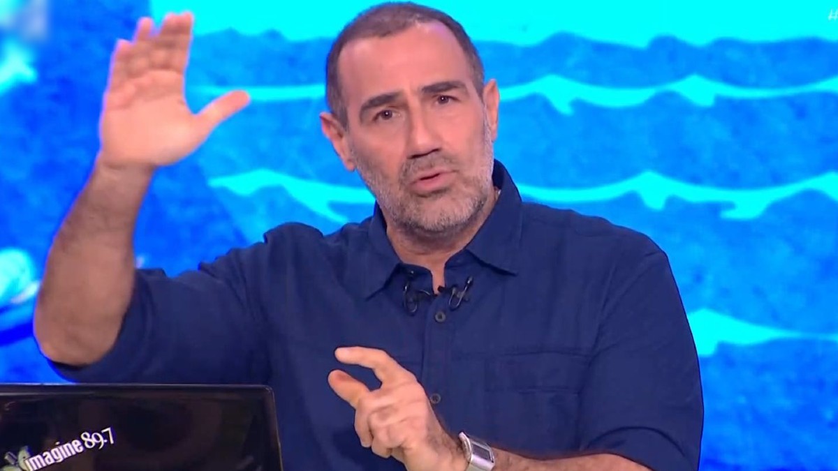 Αντώνης Κανάκης: Εξοργισμένος για τη δίκη των Τεμπών – «Είστε τόσο ανίκανοι ή το κάνετε σκόπιμα;»