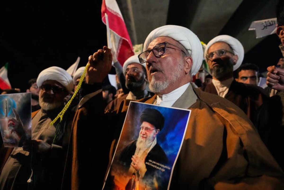 Ιράκ: Κηρύχθηκε τριήμερο εθνικό πένθος για τη δολοφονία του Αλί Χαμενεΐ
