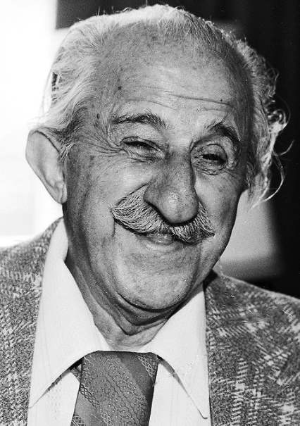 Τομ Κάρβελ: Ο Έλληνας που δίδαξε το παγωτό στους Αμερικανούς (φωτο-βίντεο) 5 Τομ Κάρβελ: Ο Έλληνας που δίδαξε το παγωτό στους Αμερικανούς (φωτο-βίντεο)