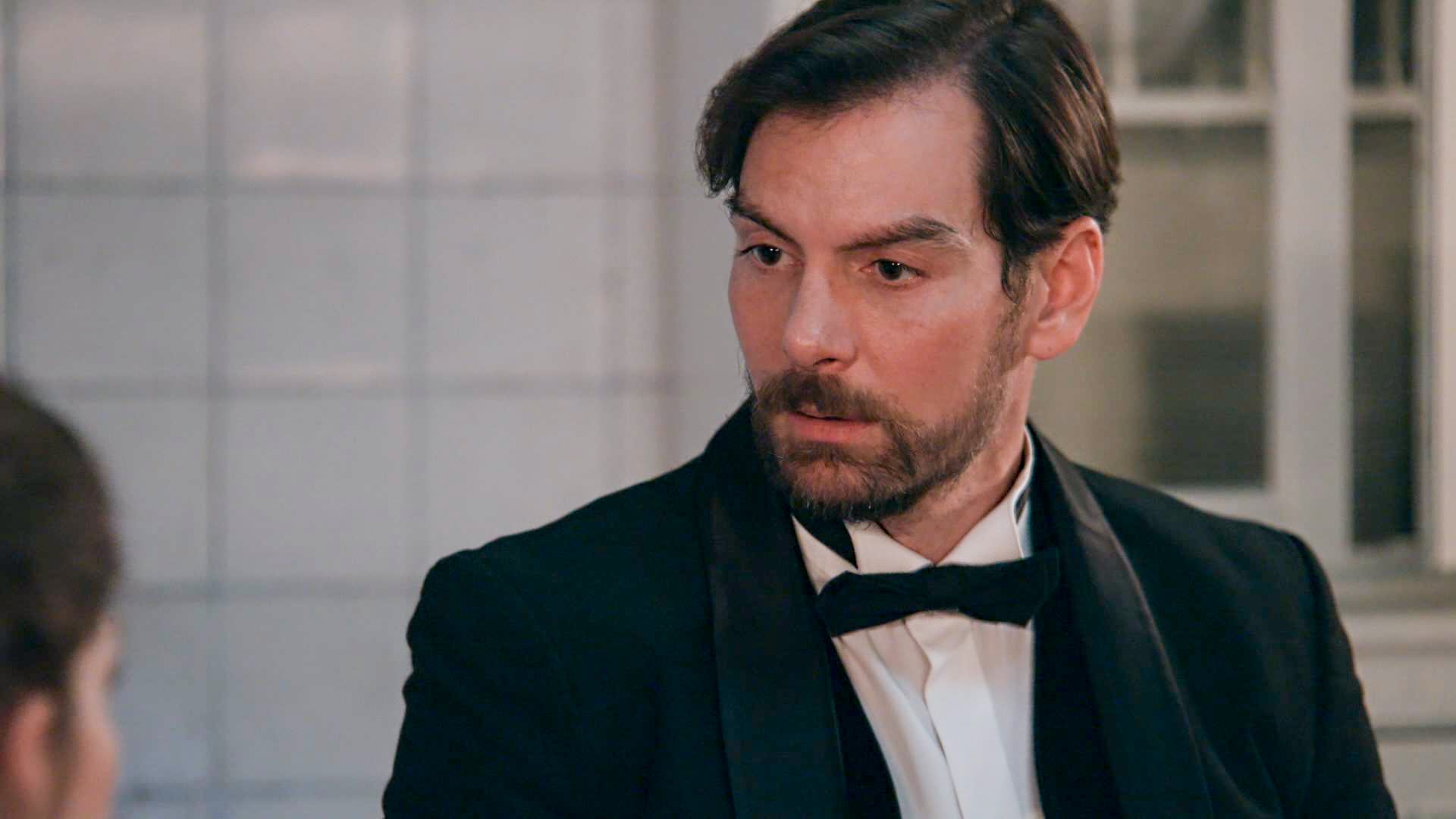 Grand Hotel: Ο Πέτρος βάζει οριστικό τέλος στη σχέση του με την Αλίκη