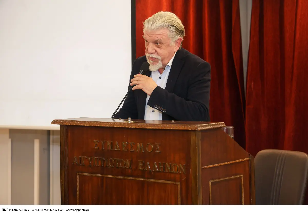 Γιάννης Βούρος