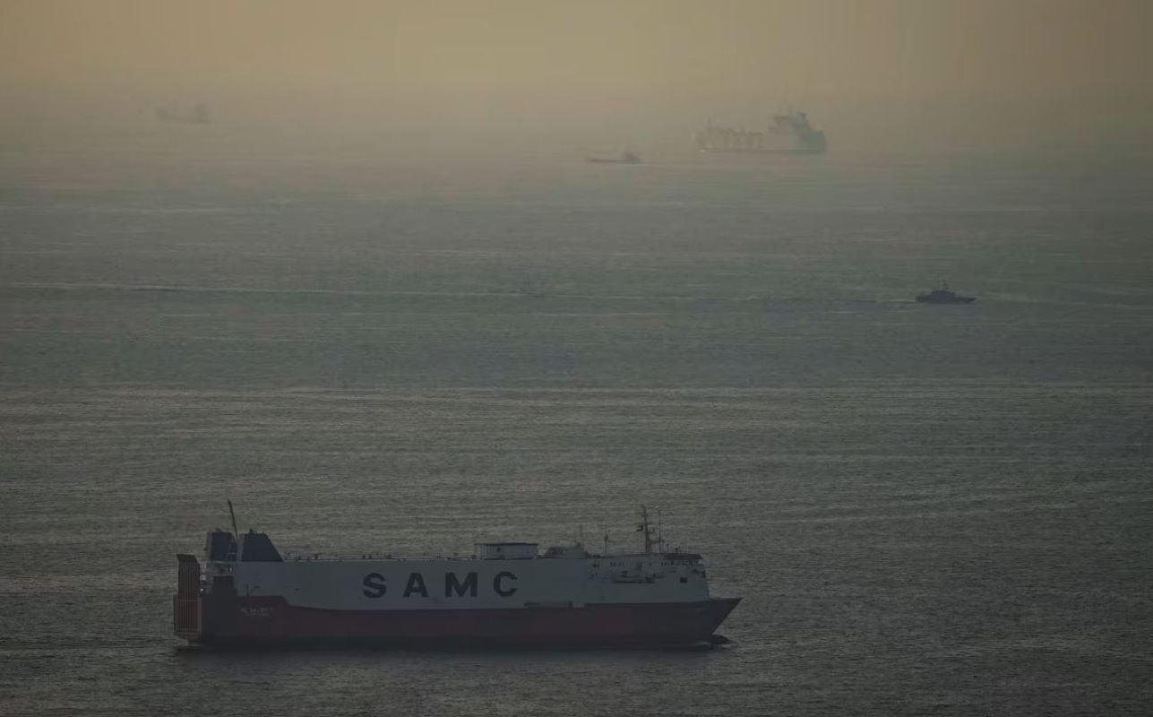 Ιράν: Προειδοποιεί για κλιμάκωση στη Ερυθρά Θάλασσα αν οι ΗΠΑ χτυπήσουν το νησί Χαργκ – Επιθέσεις σε Κουβέιτ και ΗΑΕ